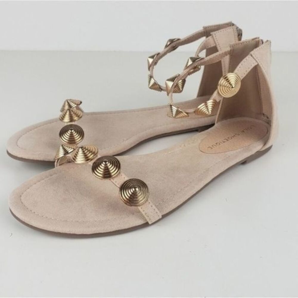 Lola Shoetique flat sandals size 7